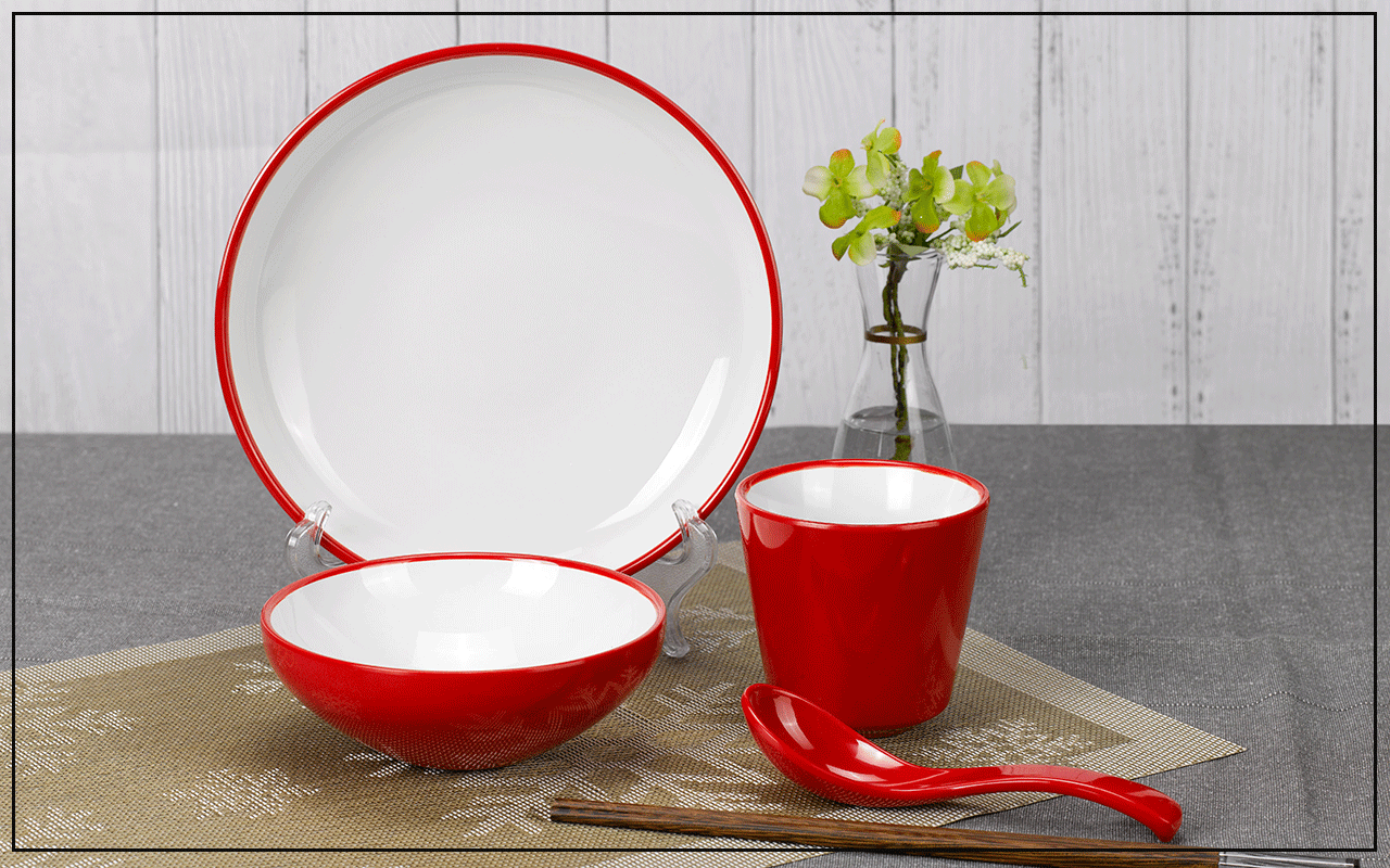 简欧风餐具摆台