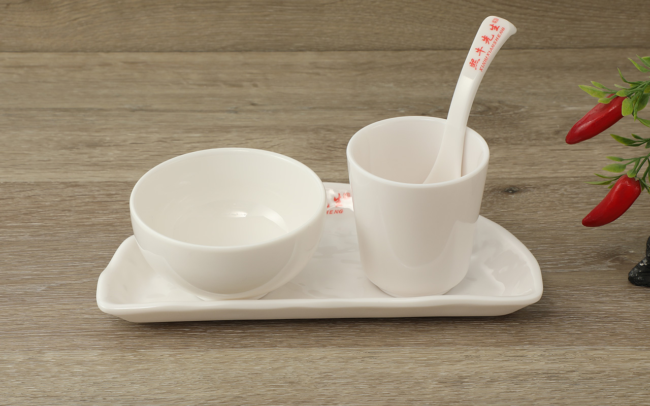 摆台餐具商用